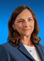 Portrait of Lori Hartman